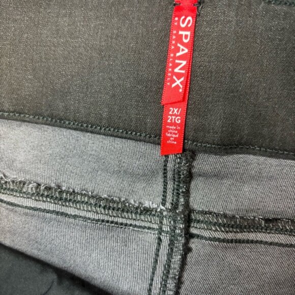 NWT SPANX Distressed Skinny Jeans Vintage Black Size 2X Stretch Plus Size Womens - Picture 5 of 6